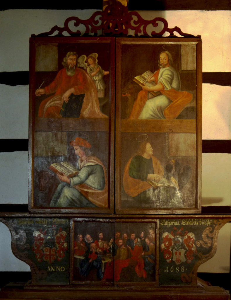 Altartafel Stuer in zugeklapptem Zustand, 4 Evangelisten u. Abendmal, 1688, barocke Fassung